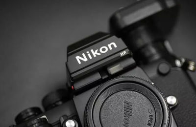 手机摄影的崛起与单反相机制造业的转型