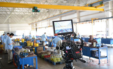 天津摄影艺术 从工业脉搏到数码设计的视觉交响