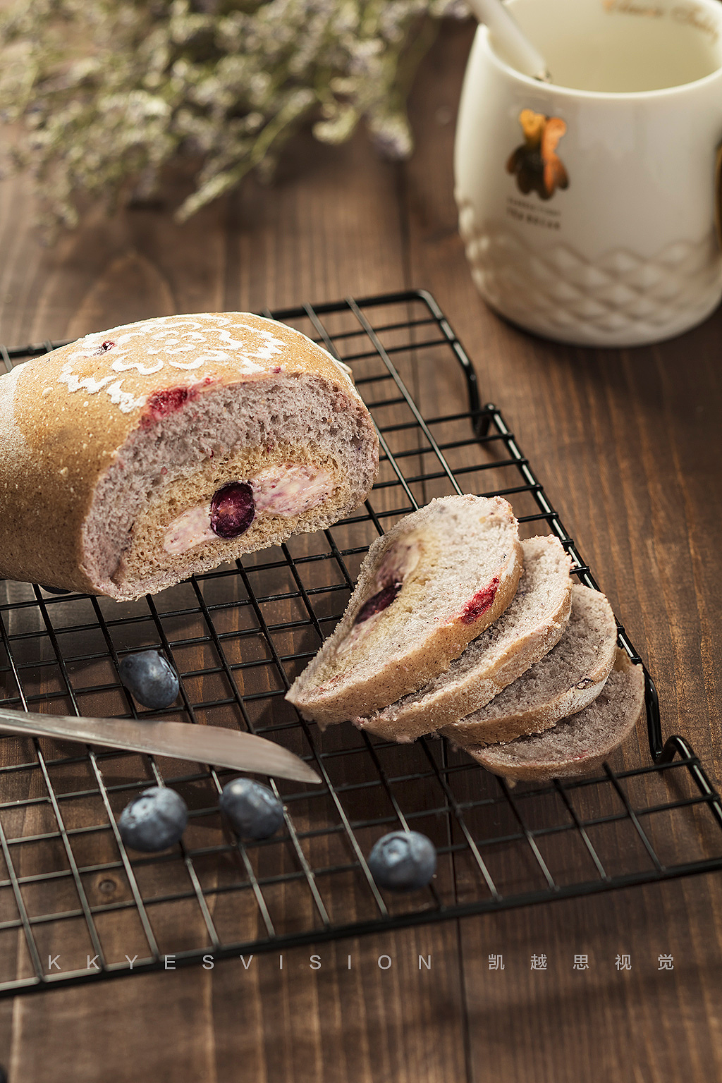 金光高照 蛋糕糕点烘焙面包食品的商业摄影技巧